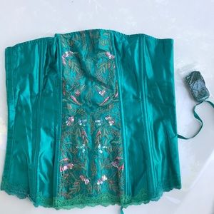Teal Fredrick of Hollywood Corset